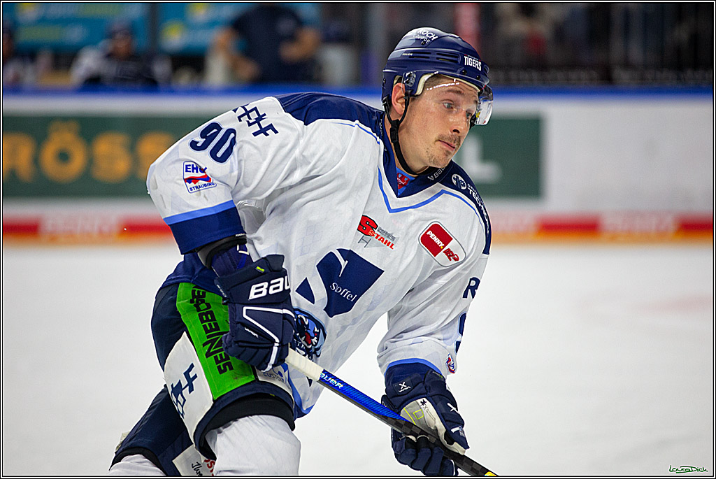 PENNY DEL; Koelner Haie- Straubing Tigers; Koeln, 09.10.2022